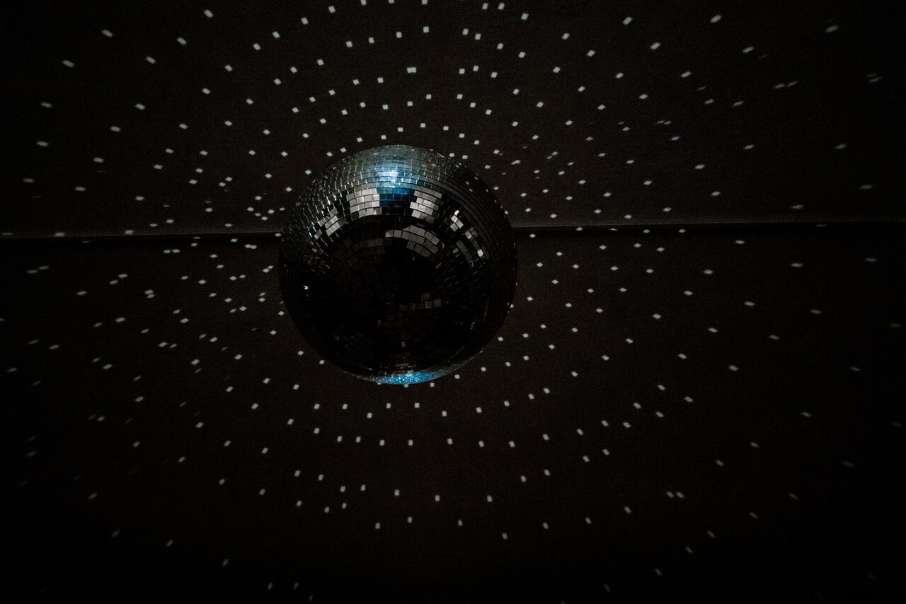 Арендовать Просторный зал с уютной welcome-зоной