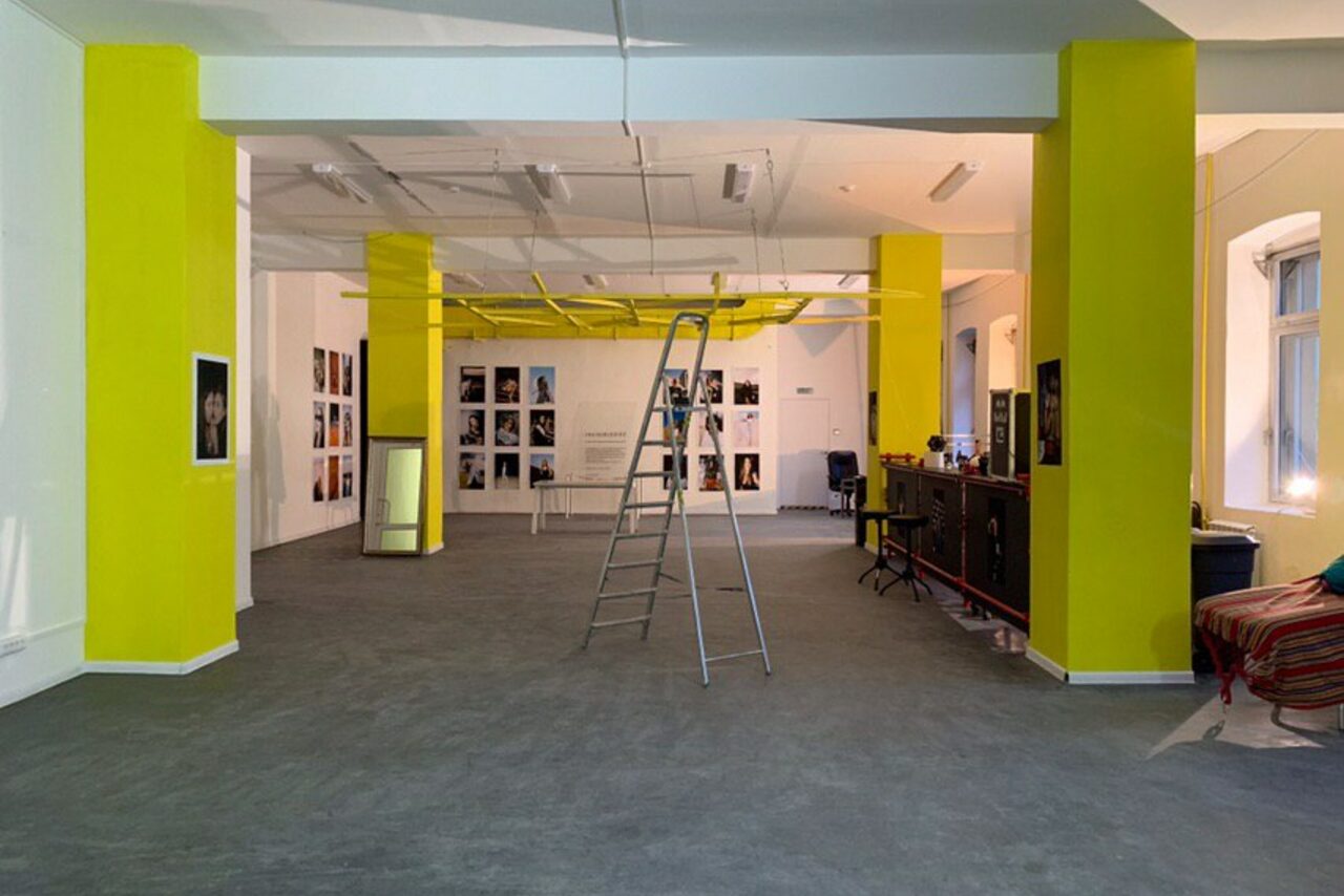 Арендовать Просторный лофт с колоннами