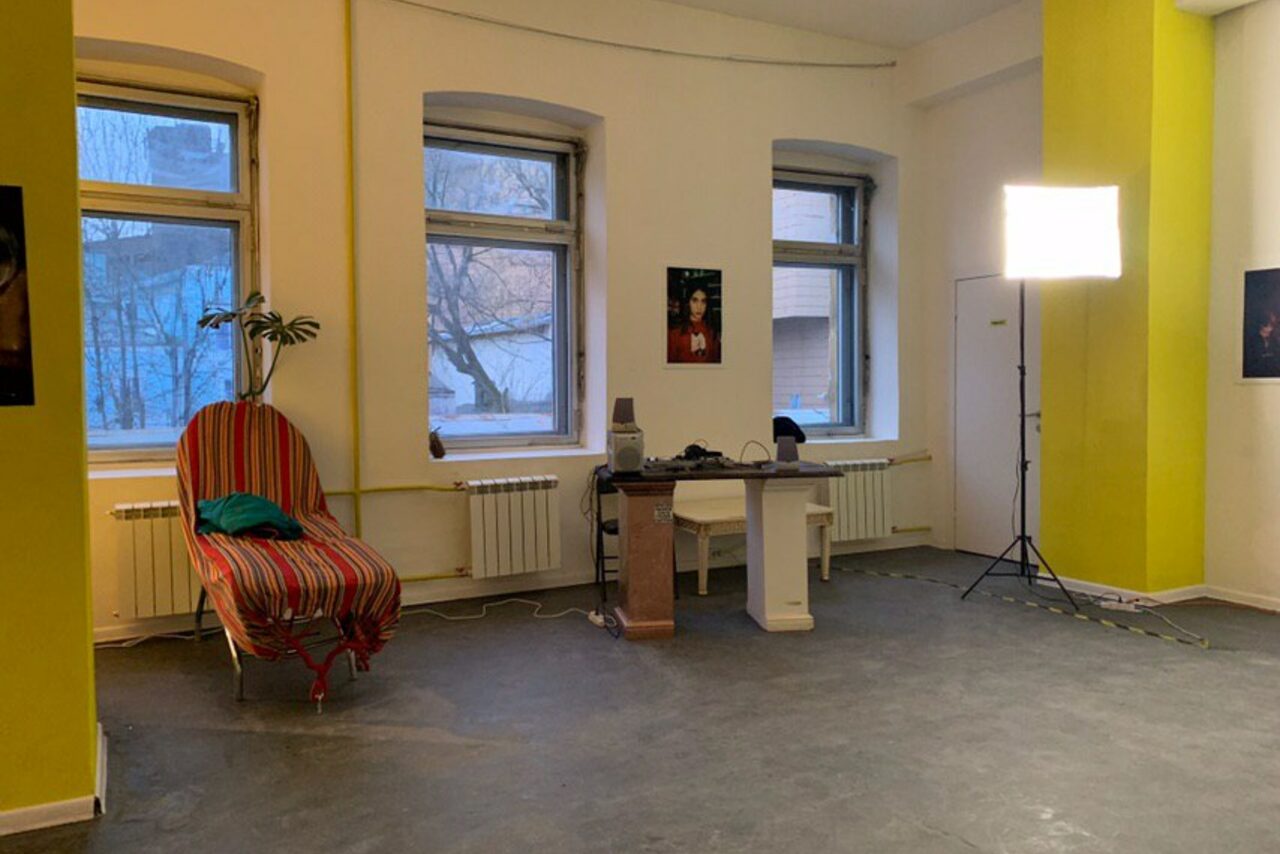 Арендовать Просторный лофт с колоннами