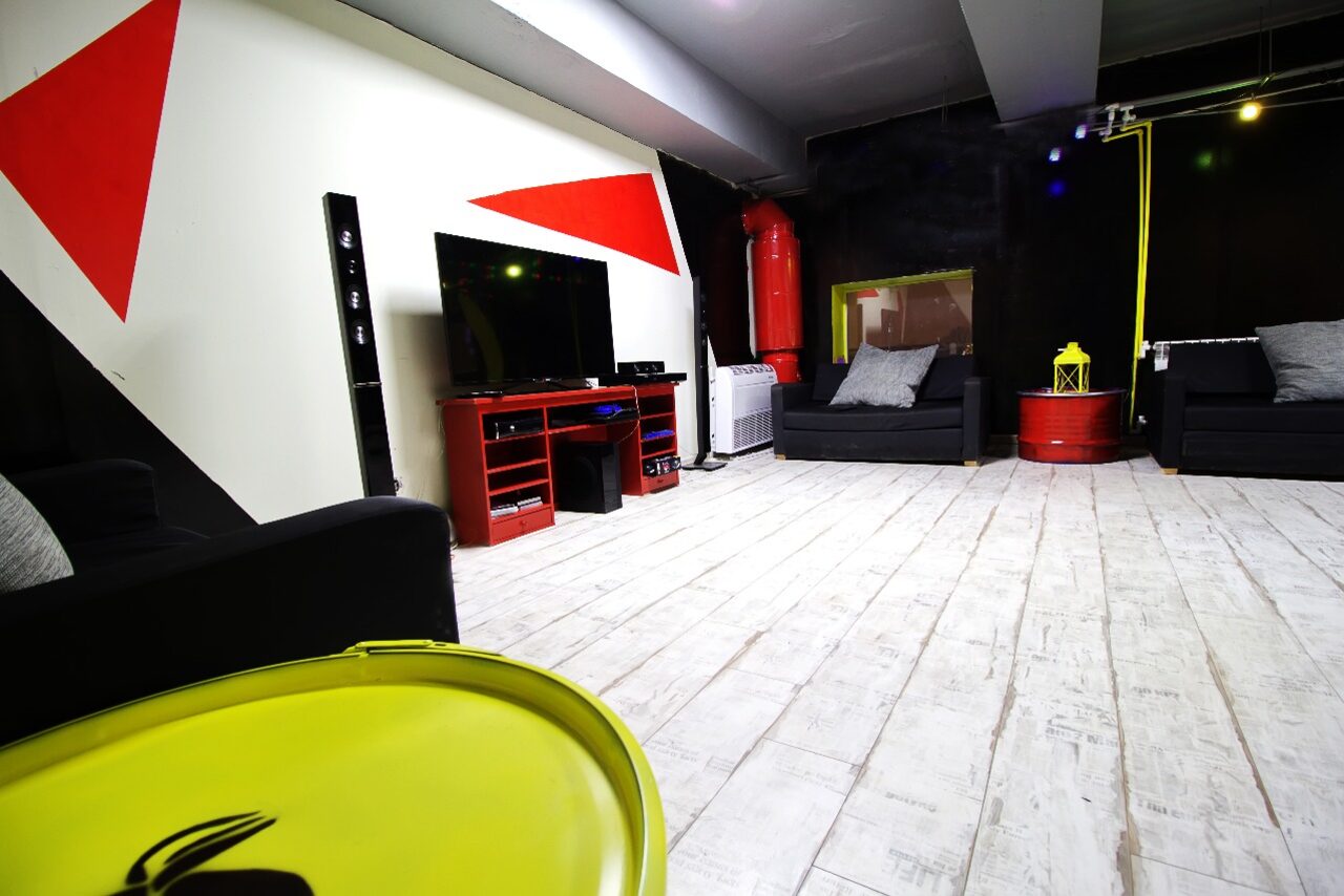 Арендовать Questmakers Яркий лофт для мероприятий любого формата