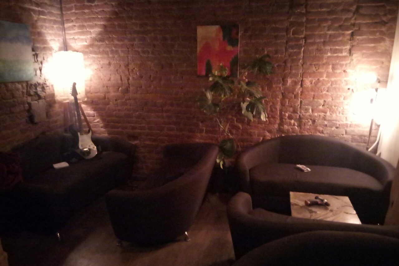 Арендовать Крафтовый лофт в центре Санкт-Петербурга