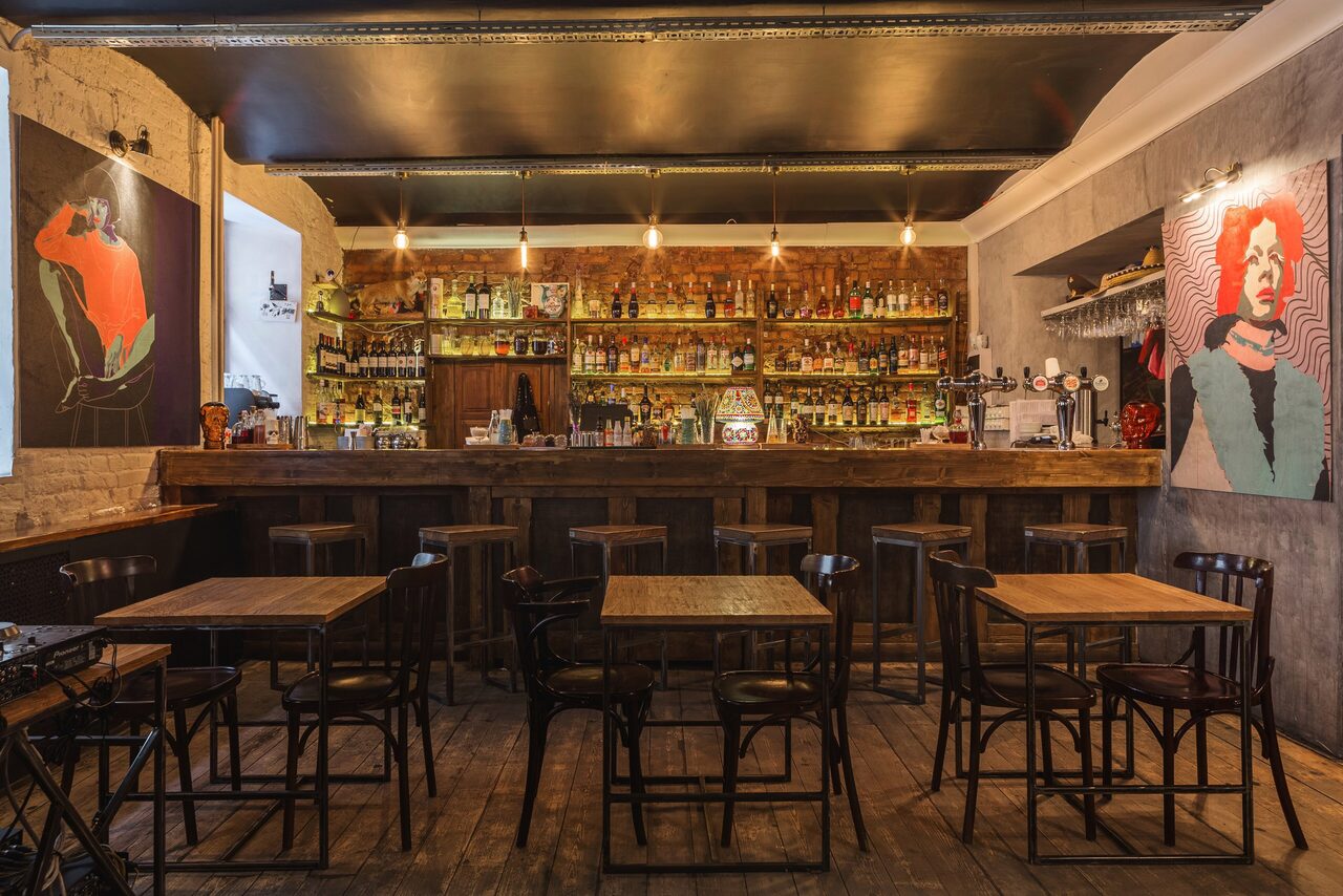 Арендовать Старинный особняк в центре Москвы