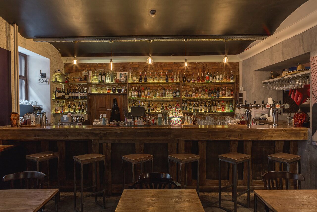 Арендовать Старинный особняк в центре Москвы