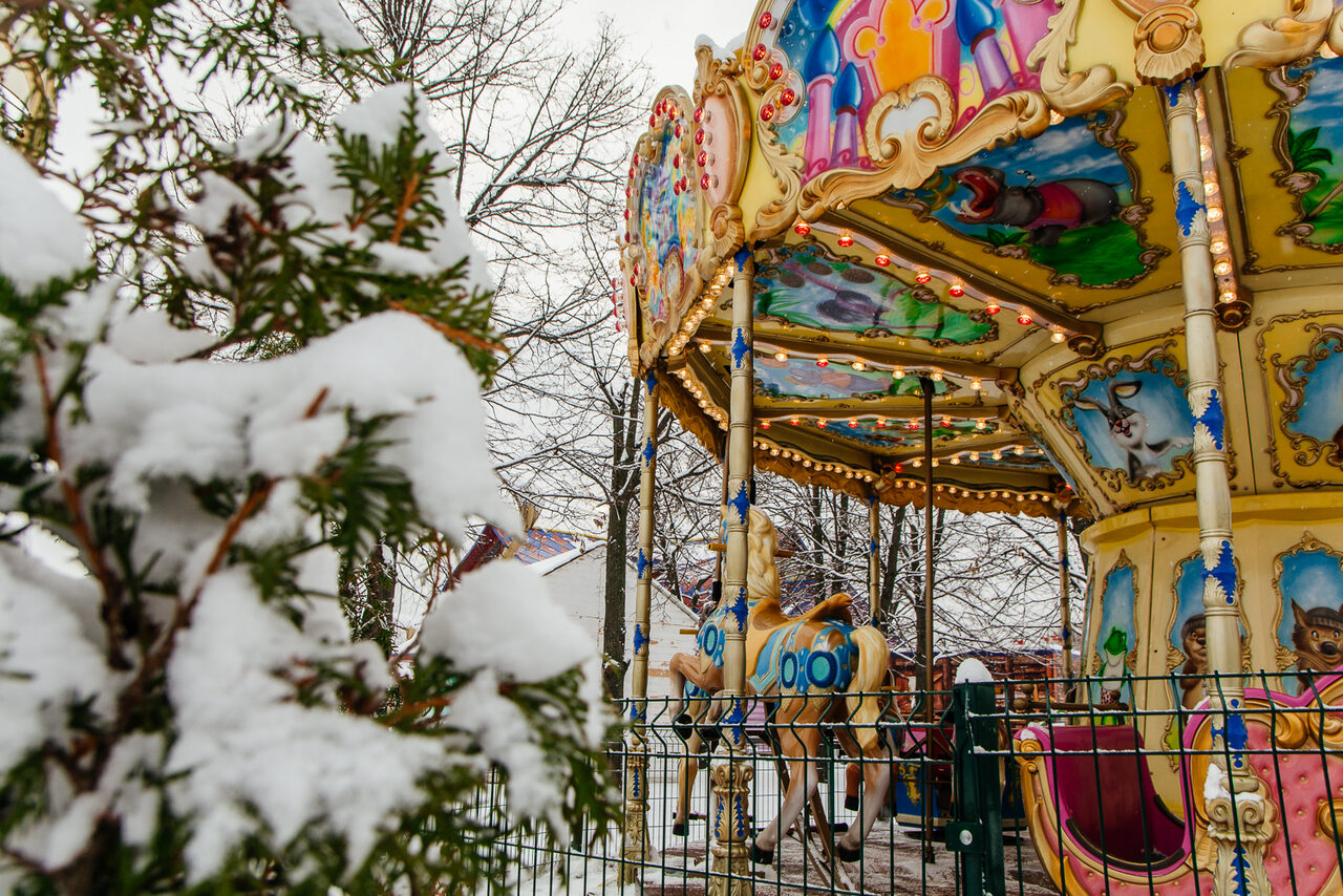 Арендовать Семейный парк "Сказка"