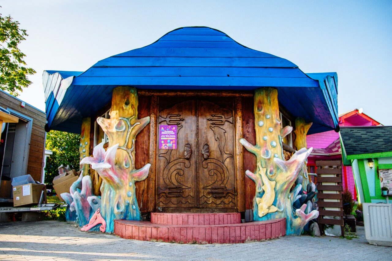 Арендовать Семейный парк "Сказка"