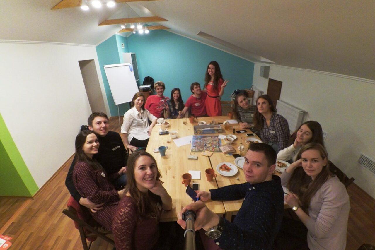 Арендовать Пространство Белый лист на новогоднюю ночь