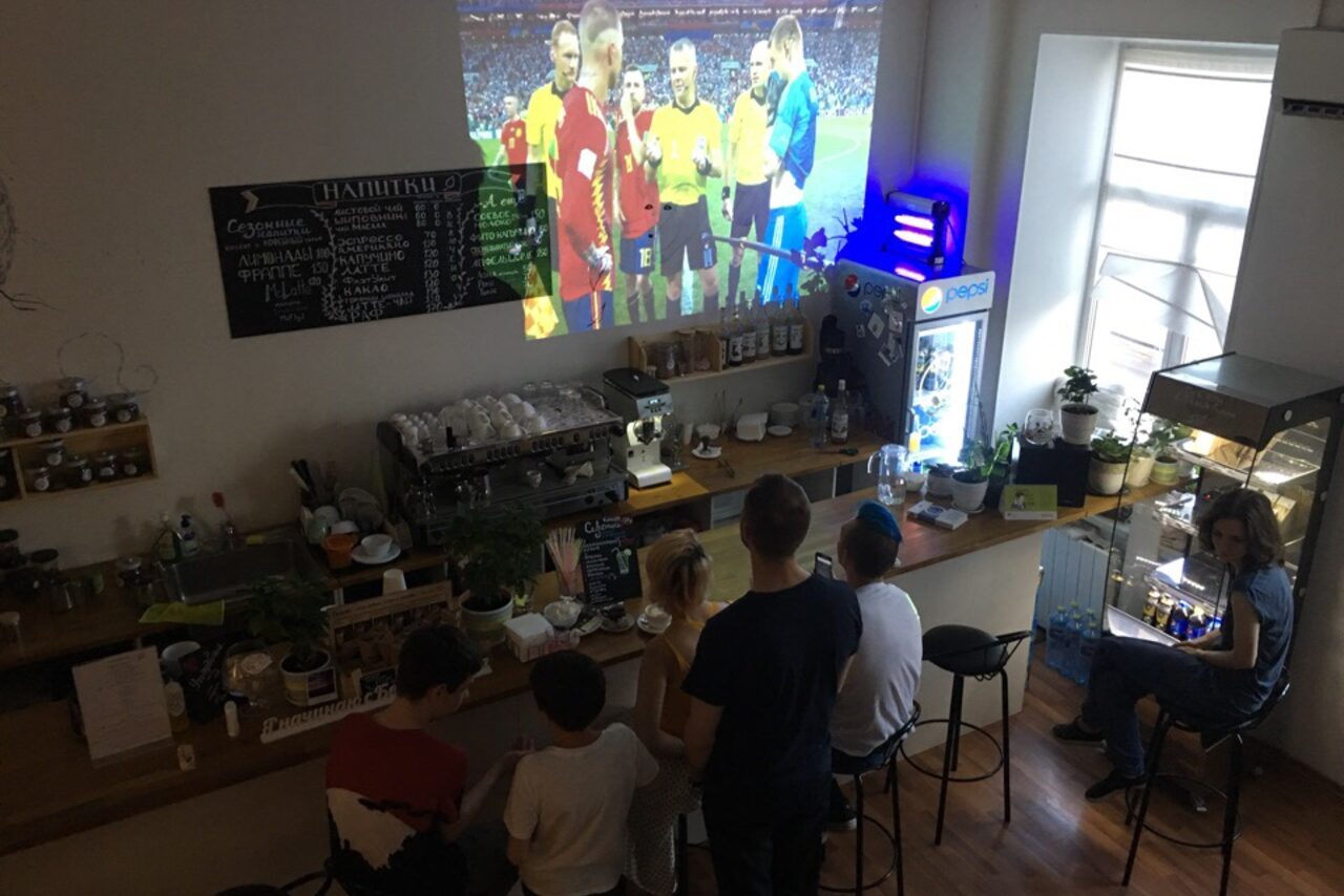 Арендовать Пространство Белый лист на новогоднюю ночь