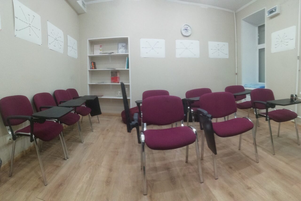 Арендовать  Зал для лекций на Чкаловской