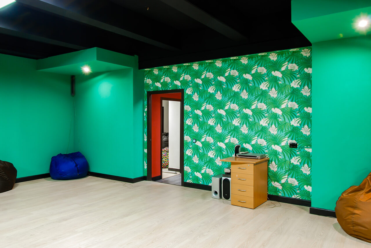 Арендовать Академия Танца Зеленый зал для танцев и репетиций