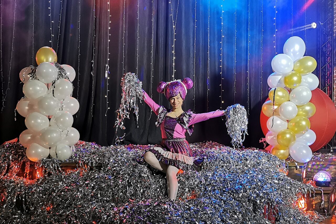 Арендовать Graf-Studio. Многофункциональное пространство со сценой