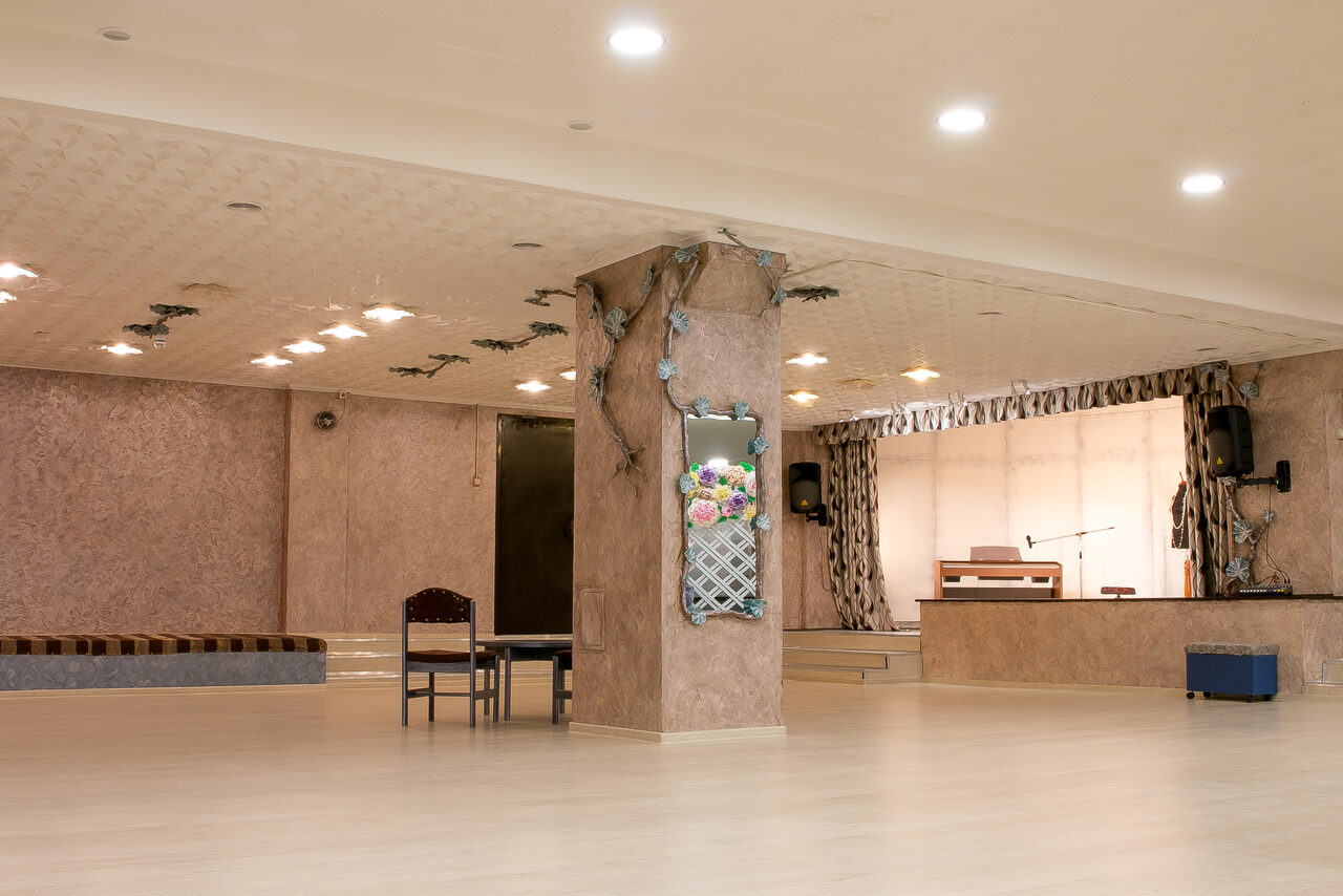 Арендовать ПримА'рт Концертный зал на 500 мест