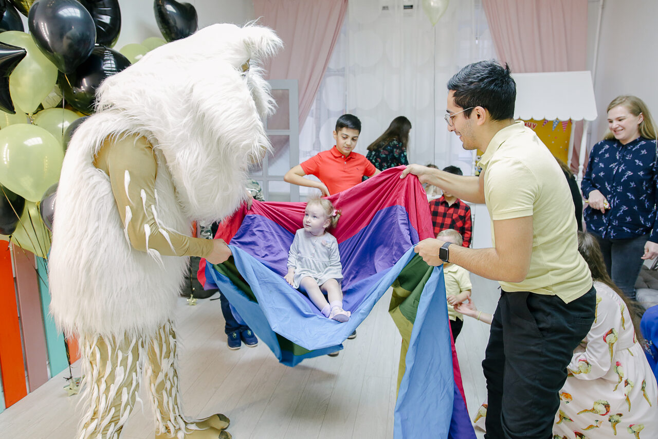 Арендовать Зазеркалье Светлый лофт 