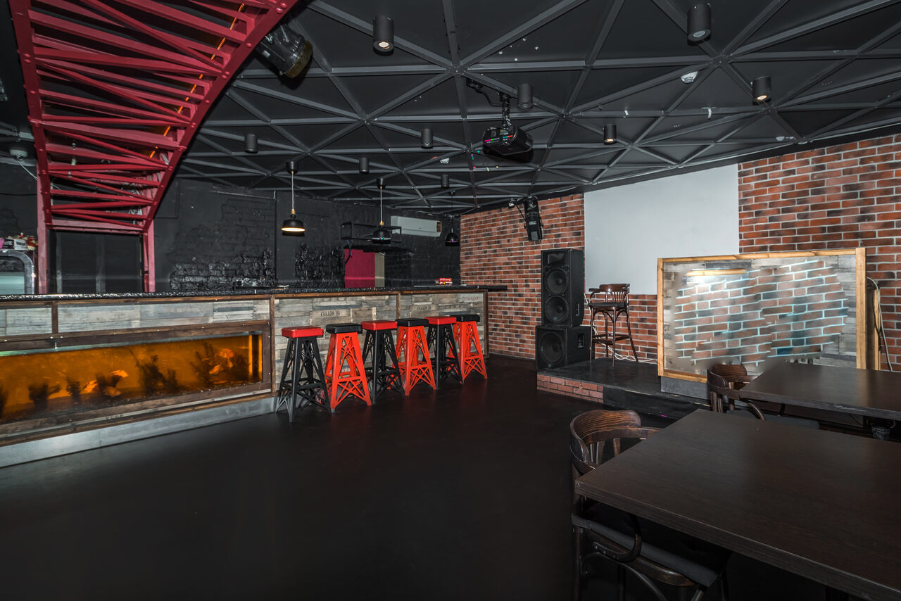 Арендовать Пространство для приватных караоке вечеринок и праздников в 