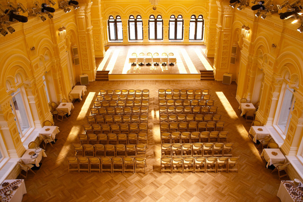 Арендовать Зал премиум класса