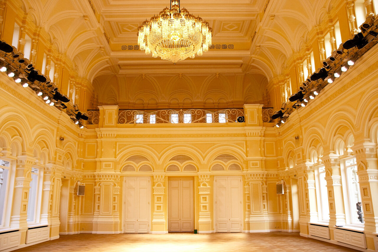 Арендовать Зал премиум класса