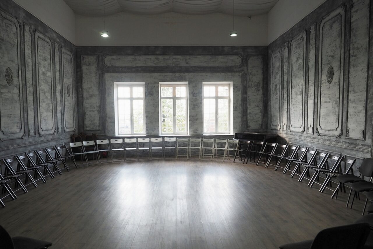 Арендовать Graf-Studio. Зал в стиле ренессанс