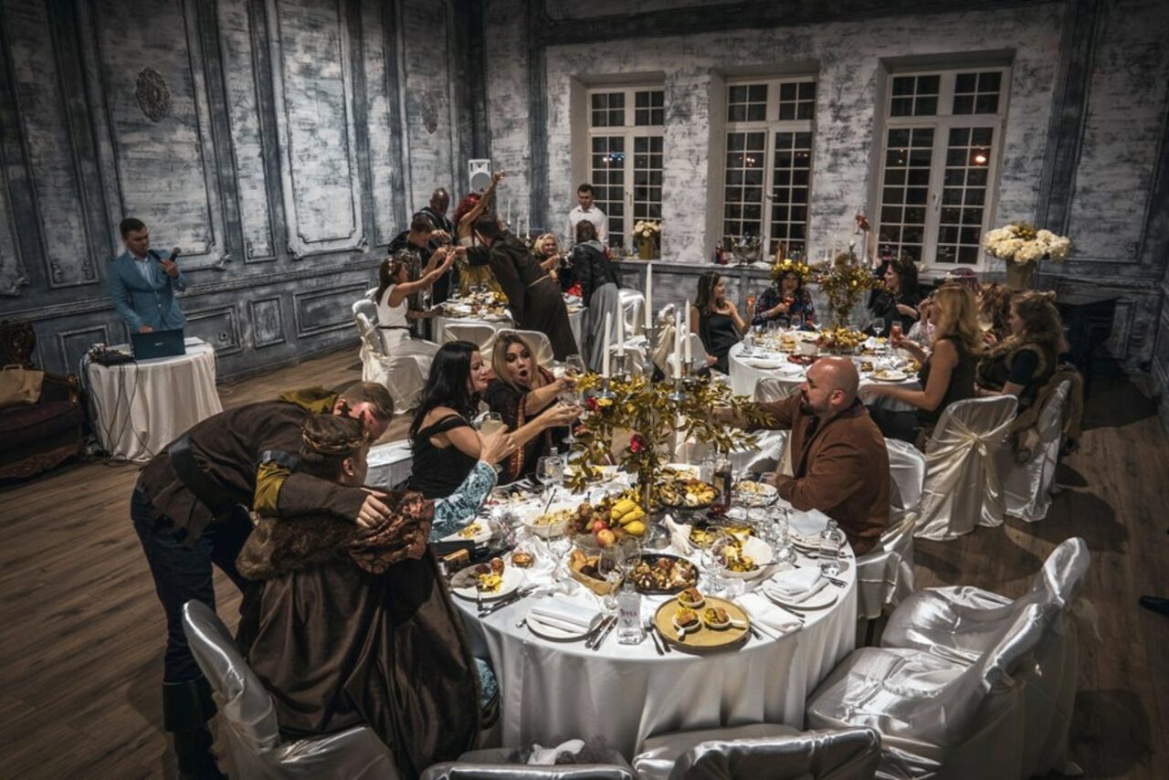 Арендовать Graf-Studio. Зал в стиле ренессанс