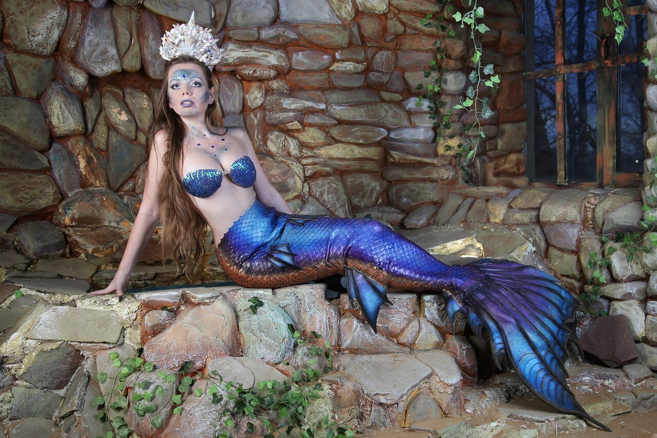 Арендовать Graf-Studio. Студия с морским песком и водопадом