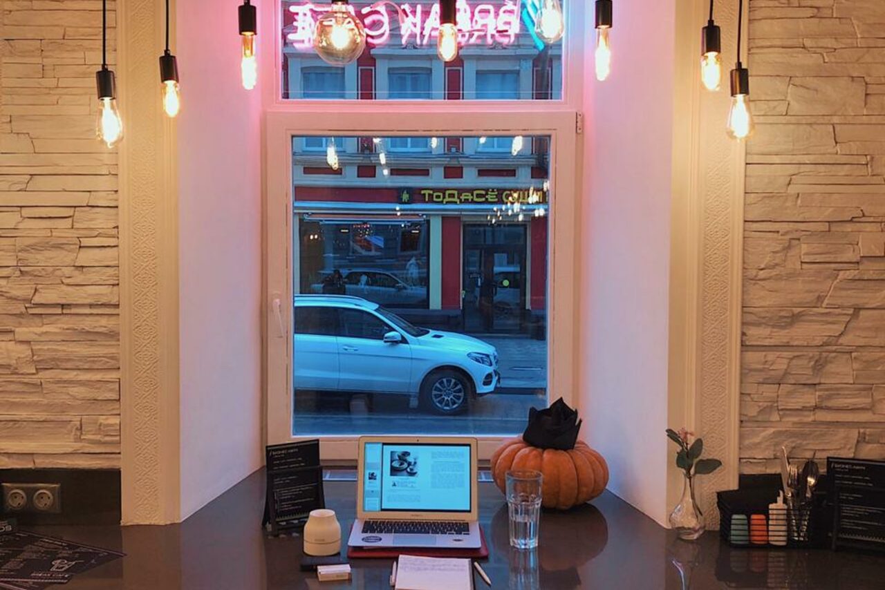 Арендовать Break Cafe