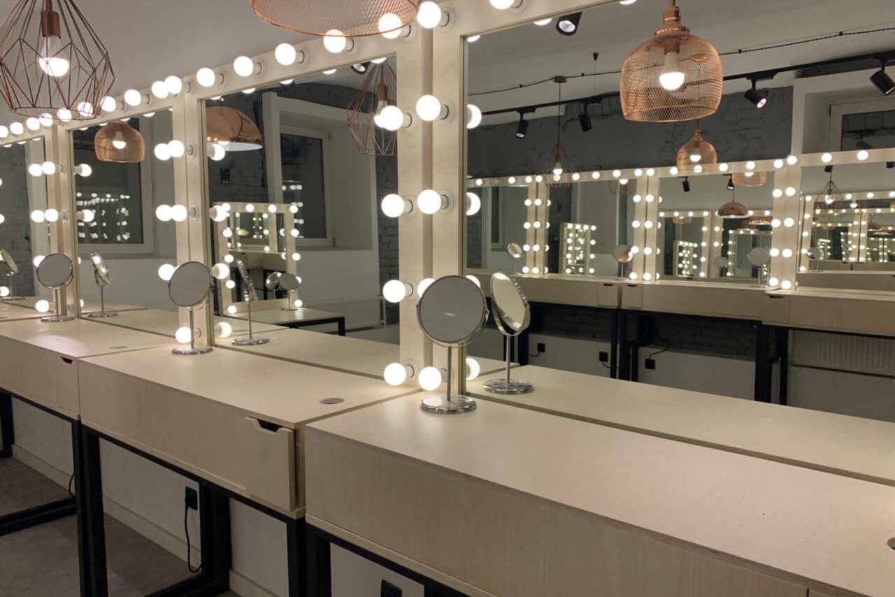 Арендовать Просторный современный учебный класс в учебном центре