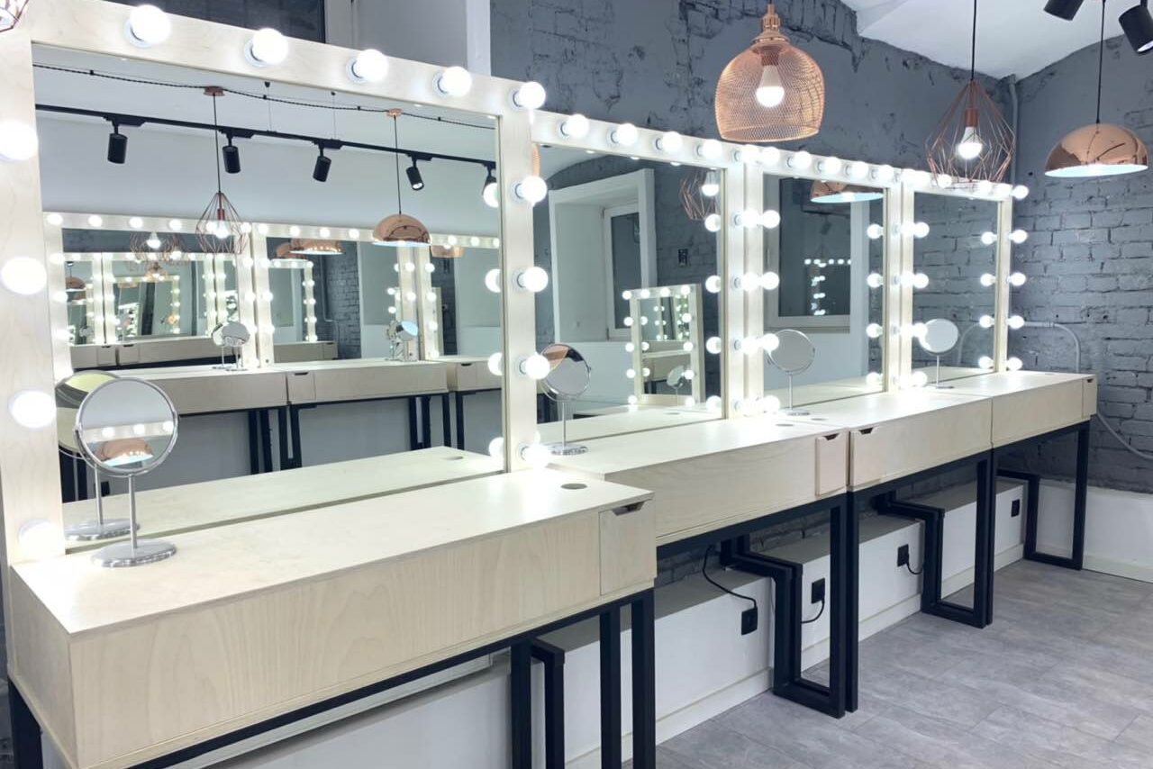 Арендовать Просторный современный учебный класс в учебном центре