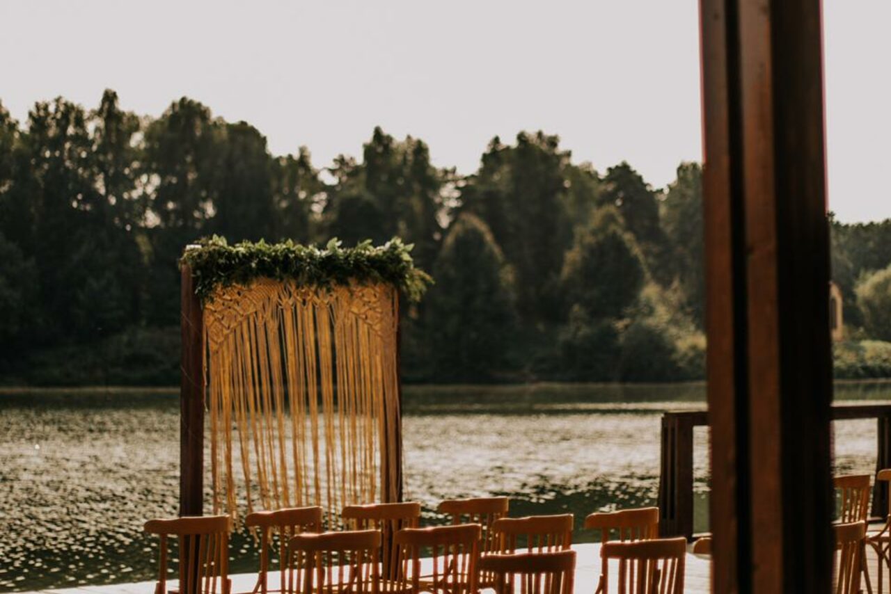 Арендовать Шатер у Ротонды и Веранда у воды