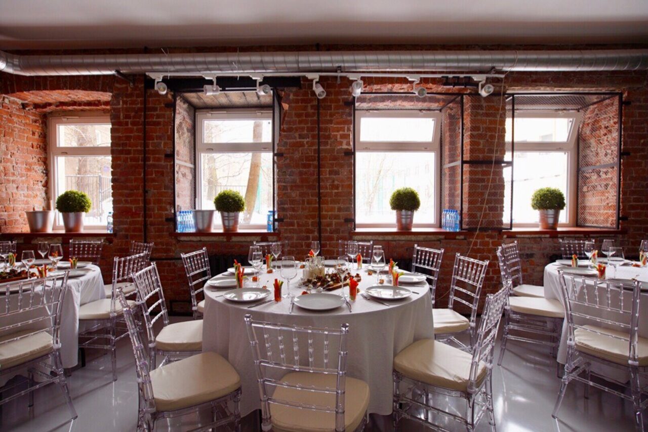 Арендовать Gazon loft. Лофт со смежными залами