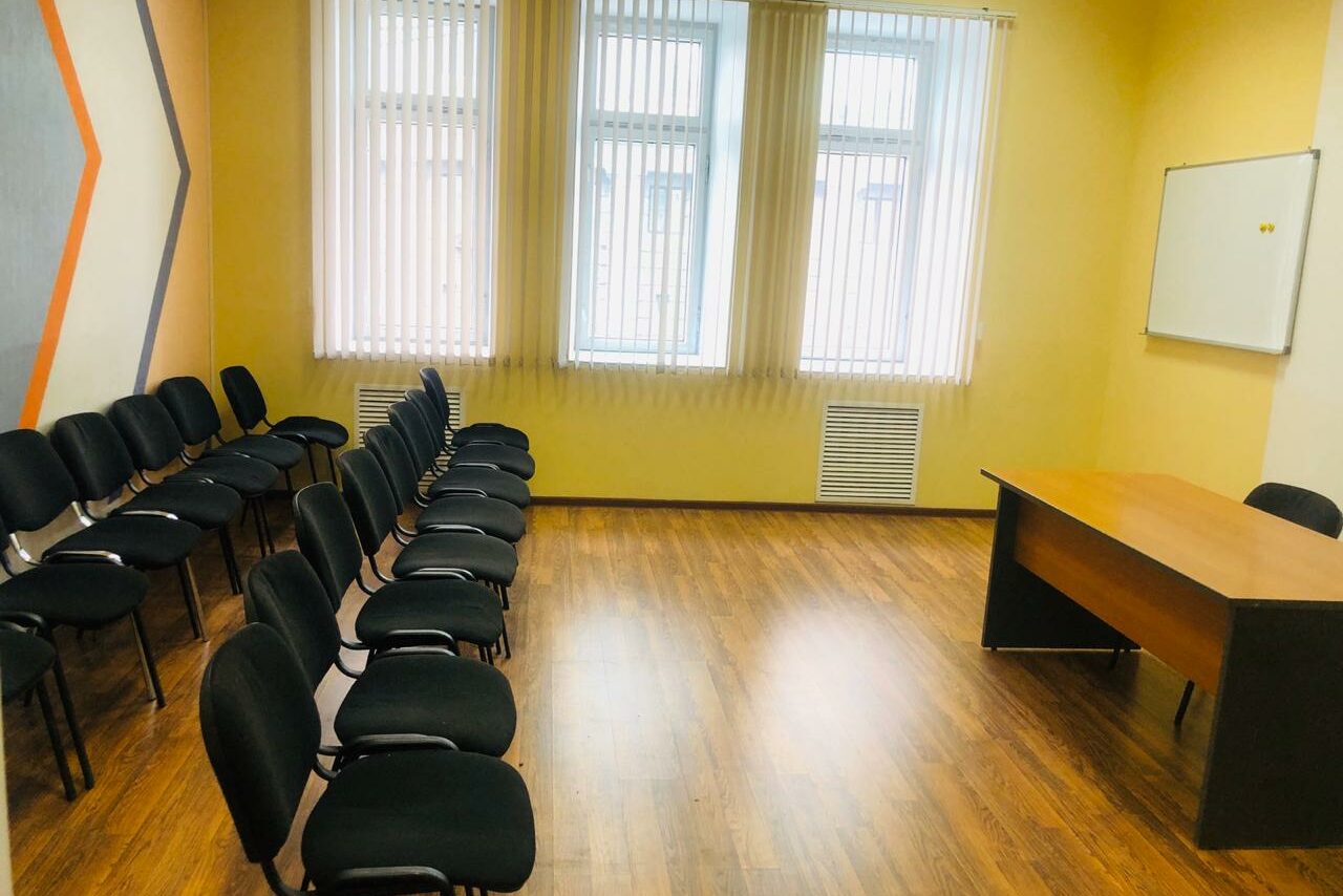 Арендовать Новое sLOVo. Универсальная аудитория