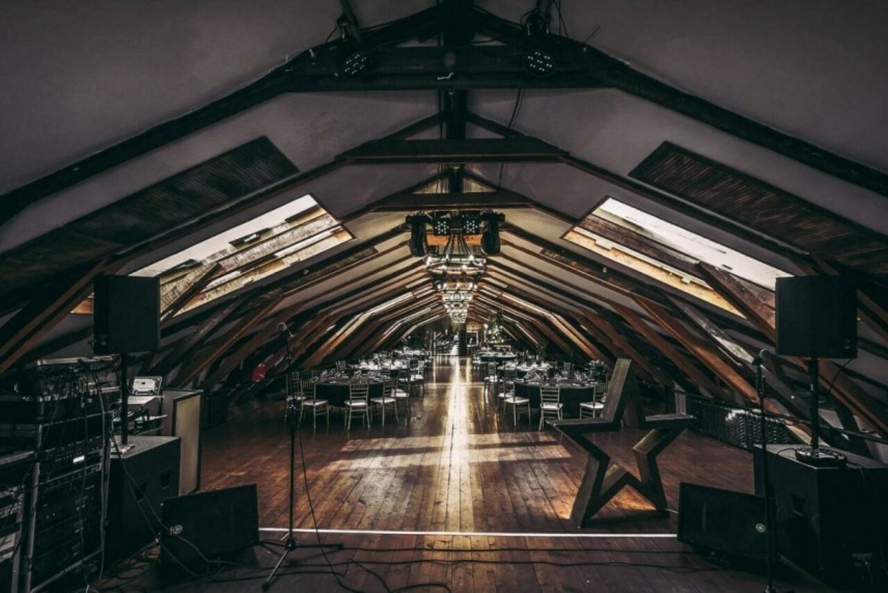 Арендовать Gold&Dance Лофт с просторной верандой