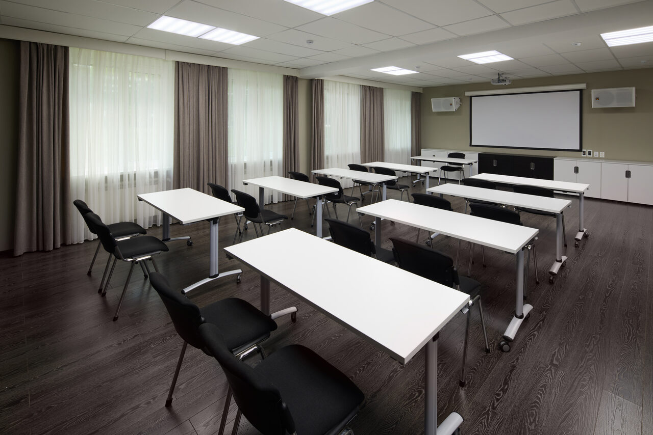 Арендовать  Бутик-отель Брайтон. Конференц-зал