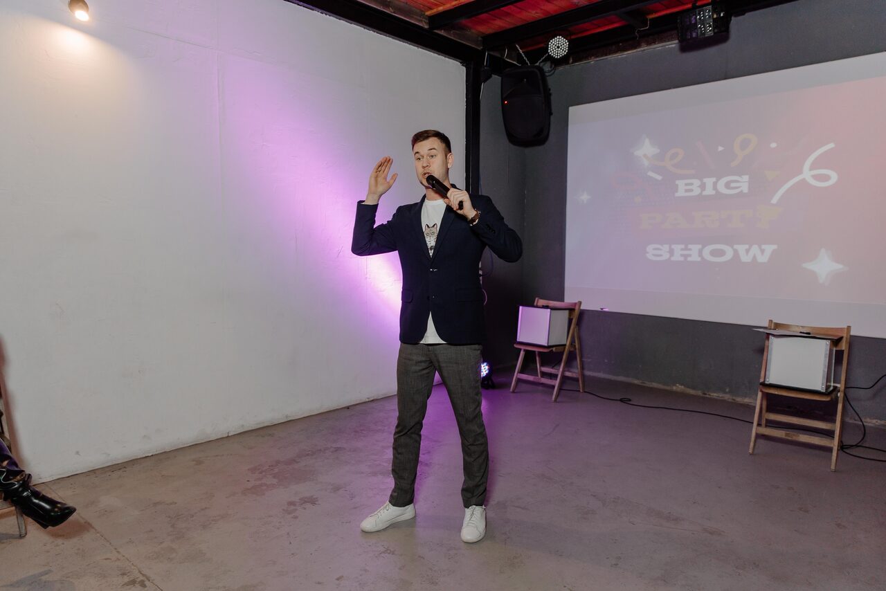 Арендовать Меморис лофт Просторный лофт с кухней