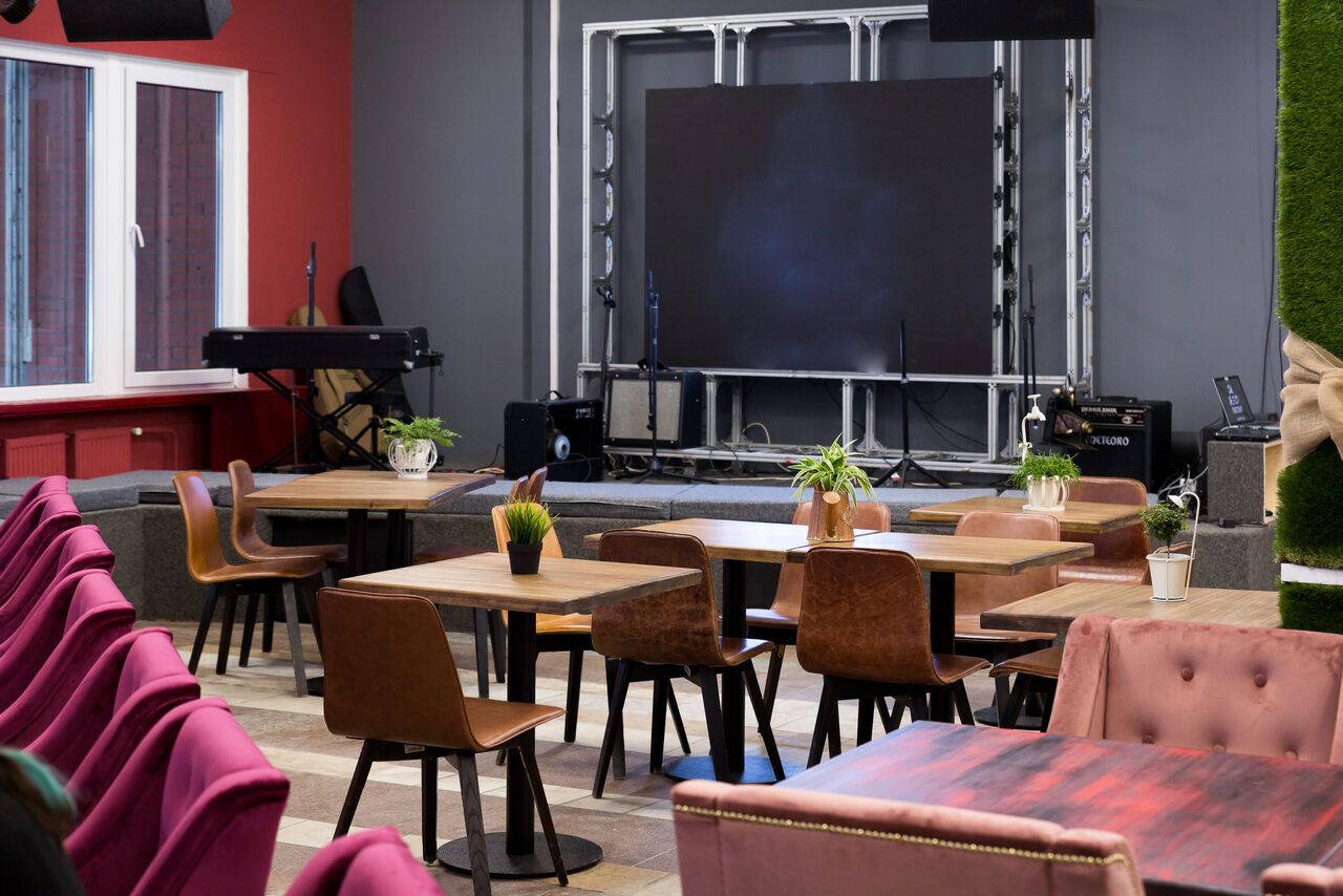 Арендовать Loft space on Shabolovskaya