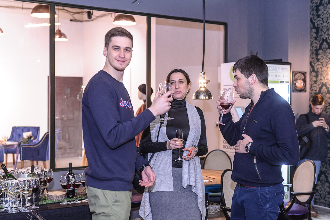 Арендовать Loft space on Shabolovskaya