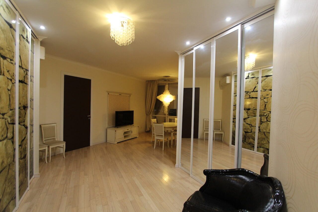 Арендовать Апартаменты с джакузи на 30 этаже