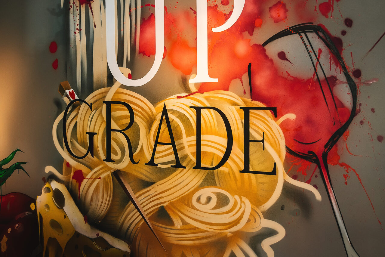 Арендовать Уютный семейный ресторан "Upgrade"