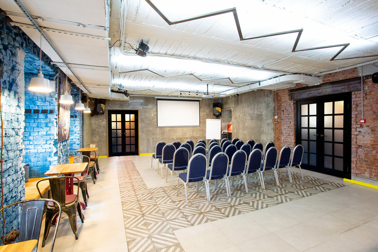 Арендовать Дизайнерский лофт в историческом центре Москвы