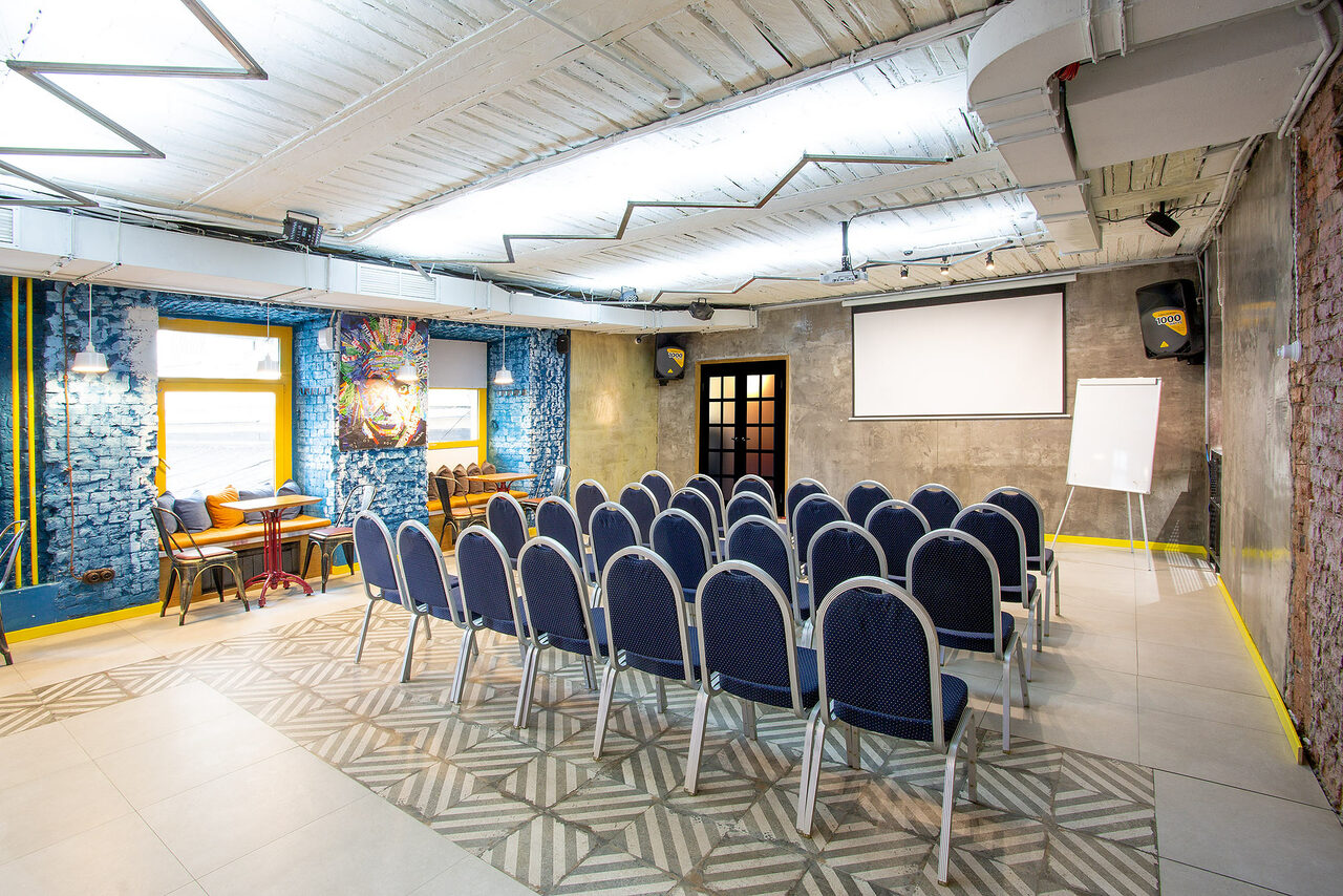 Арендовать Дизайнерский лофт в историческом центре Москвы