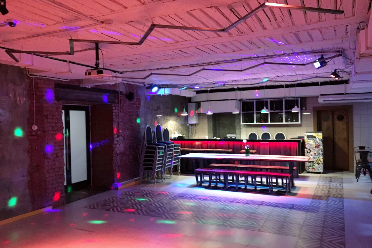 Арендовать Дизайнерский лофт в историческом центре Москвы