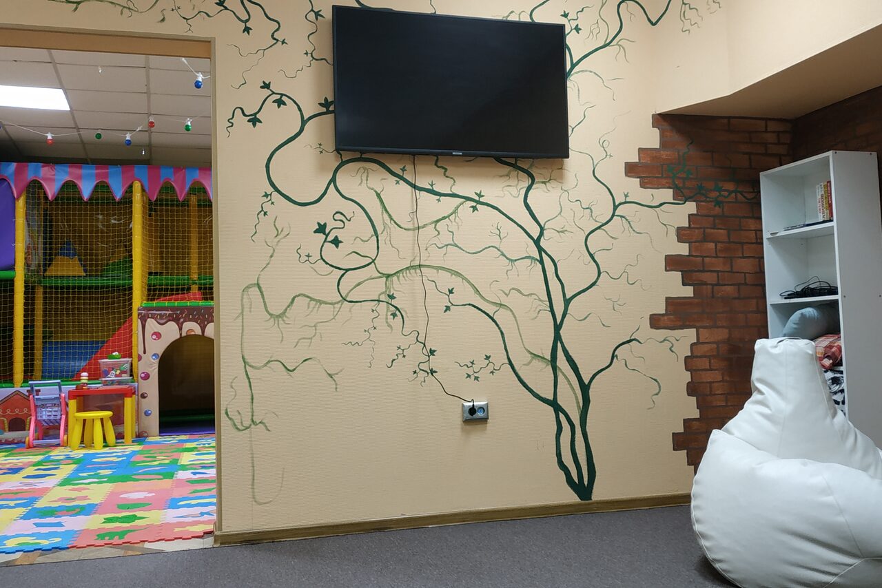 Арендовать Лофт с детской игровой зоной