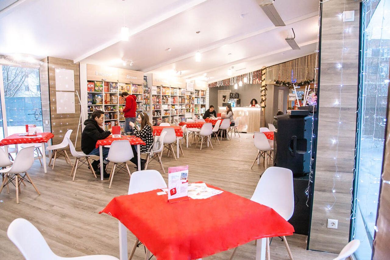 Арендовать Уютный домик в парке