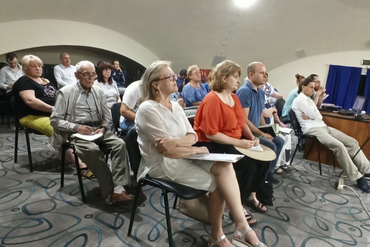 Арендовать Bogdo (Богдо). Просторный конференц-зал
