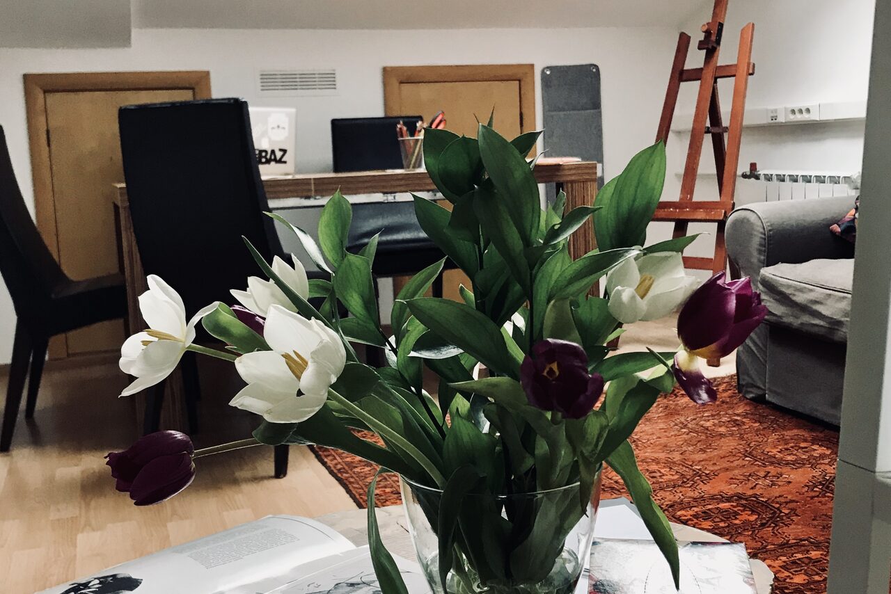 Арендовать Уютный кабинет на мансарде особняка