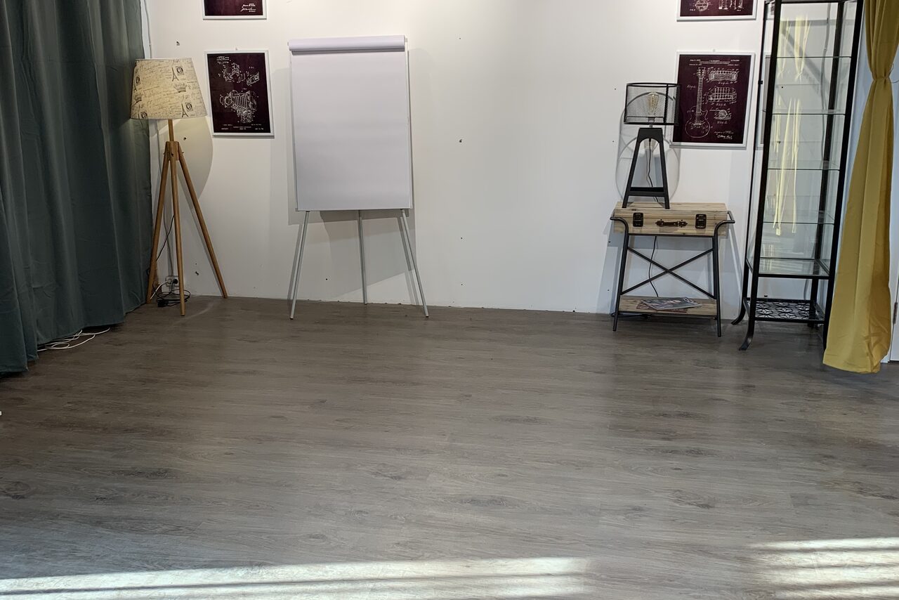 Арендовать Уютный зал для образовательных мероприятий