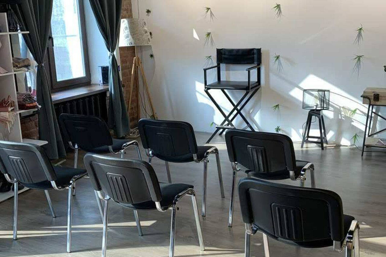 Арендовать Уютный зал для образовательных мероприятий