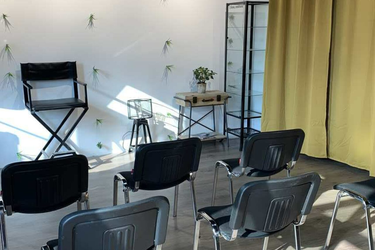 Арендовать Уютный зал для образовательных мероприятий