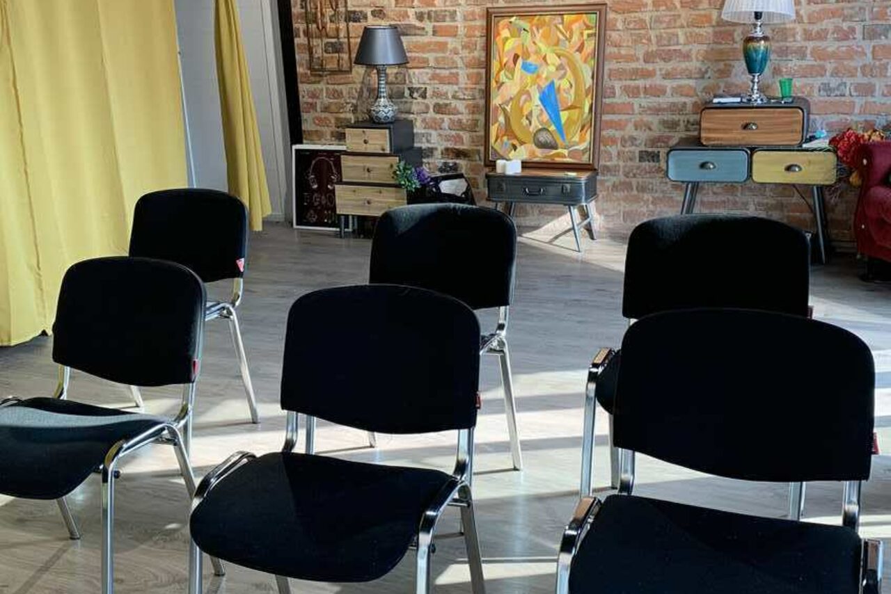 Арендовать Уютный зал для образовательных мероприятий