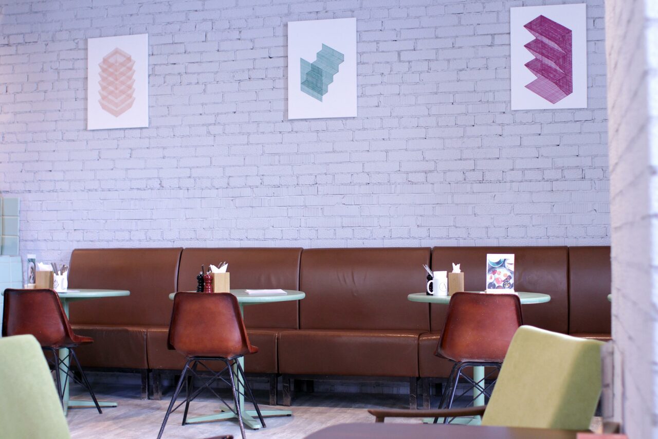 Арендовать Ланчерия - кафе израильской и индийской кухни