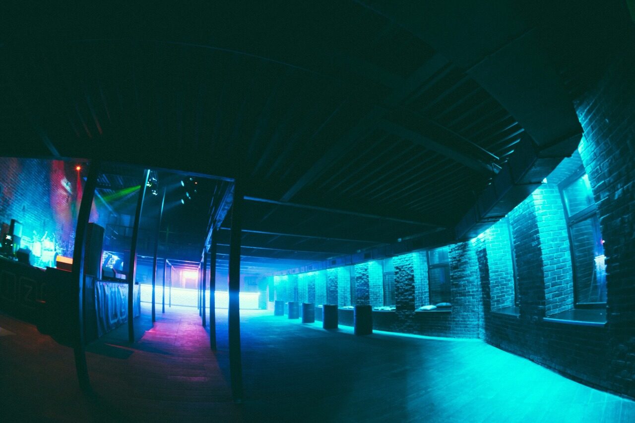 Арендовать IZI concert hall – новый мультиформатный концертный зал