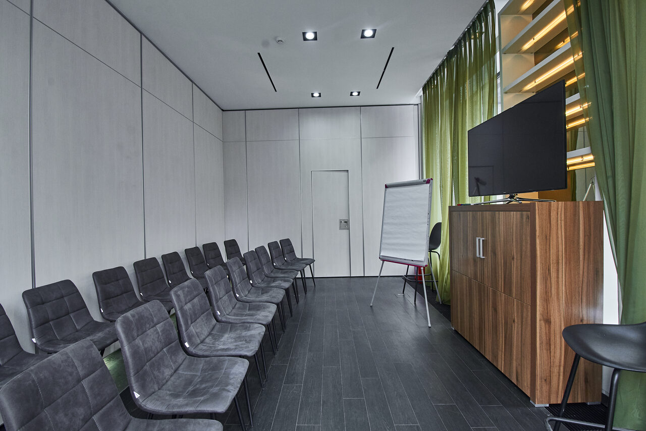 Арендовать Бизнес Молодость в Москве