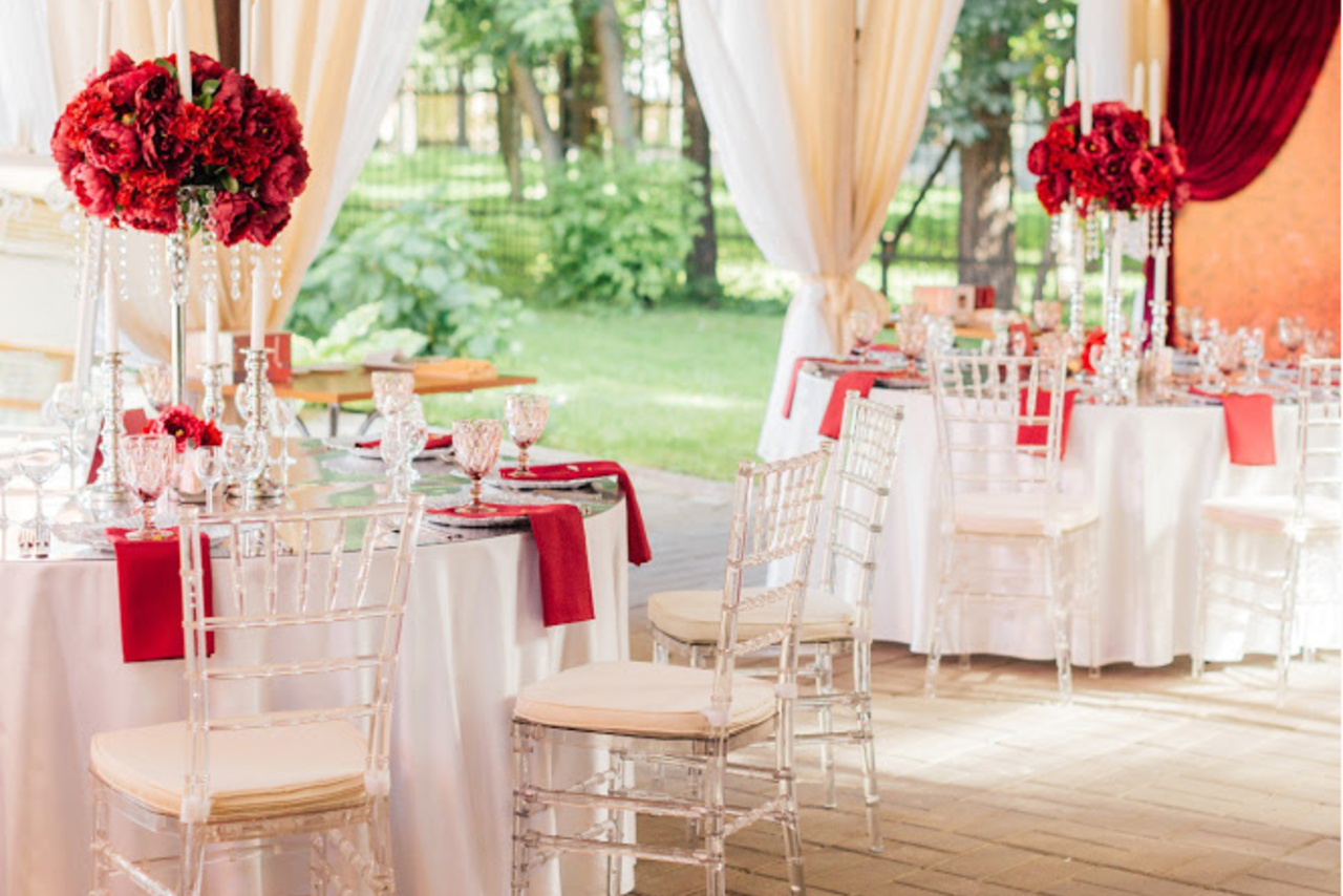 Арендовать Гостиница "Октябрьская"